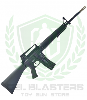 M16